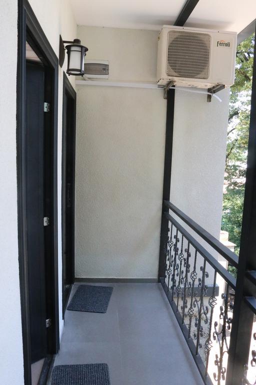 Apartment G&G Tbilisi Buitenkant foto